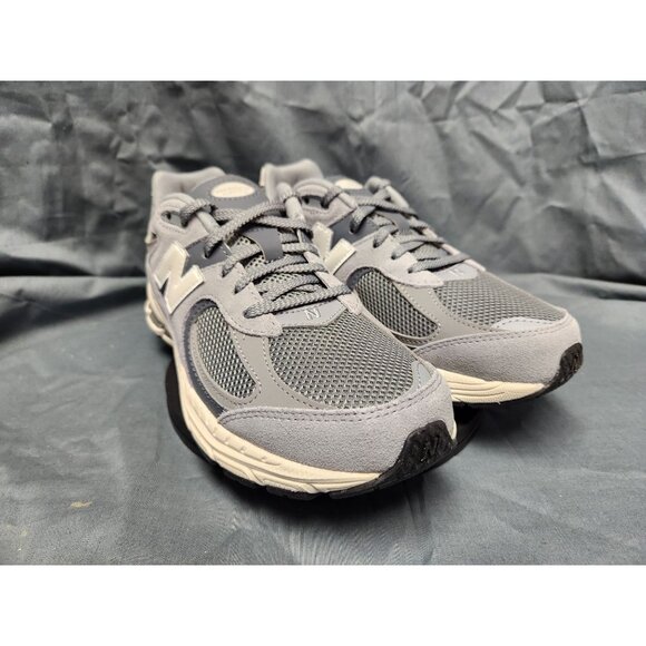 New Balance Boys 2002 Sneakers GC2002ST Suede Grey Size 6 NEW IN BOX! - Picture 10 of 11
